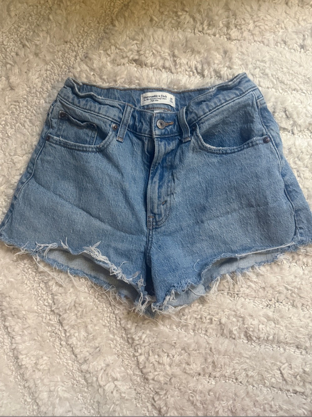 Abercrombie & Fitch Curvy 90s Relaxed Cutoff Shorts
